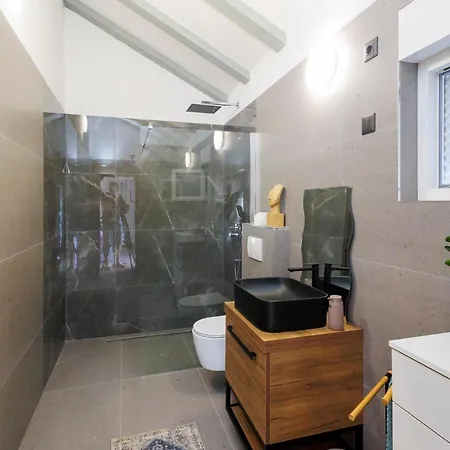 Stunning In With Kitchen Zagvozd